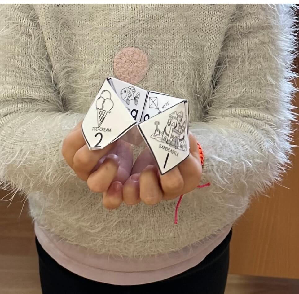 Beach cootie catcher / Els 4 sabaters de la platja