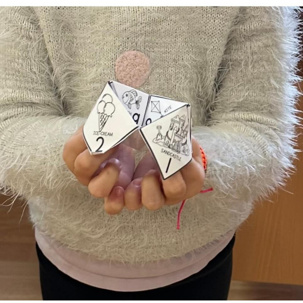 Beach cootie catcher / Els 4 sabaters de la platja